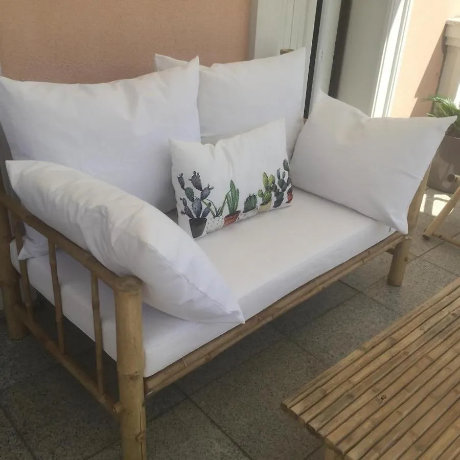B&B Villa Le Rondini Castronno 3*,  Italy