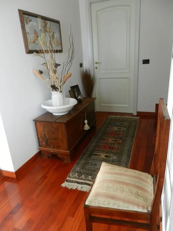 B&B Villa Le Rondini Castronno