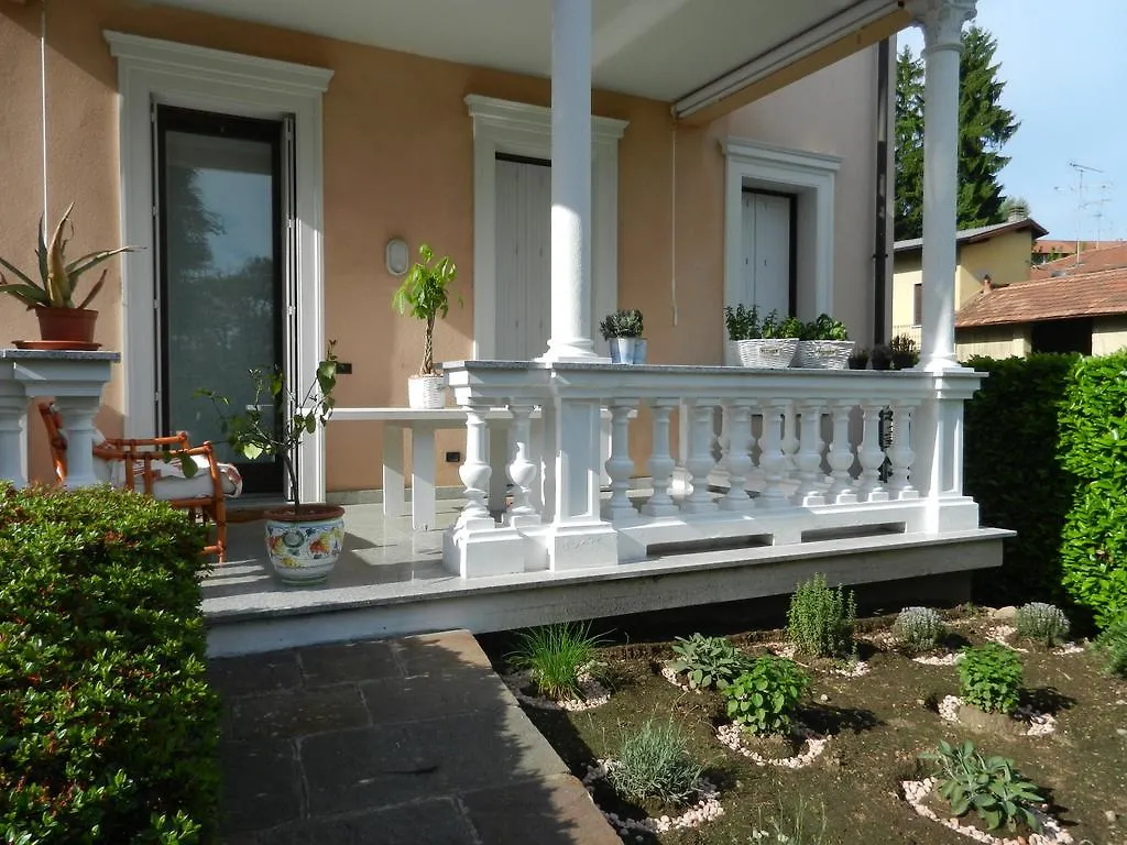 B&B Villa Le Rondini Castronno
