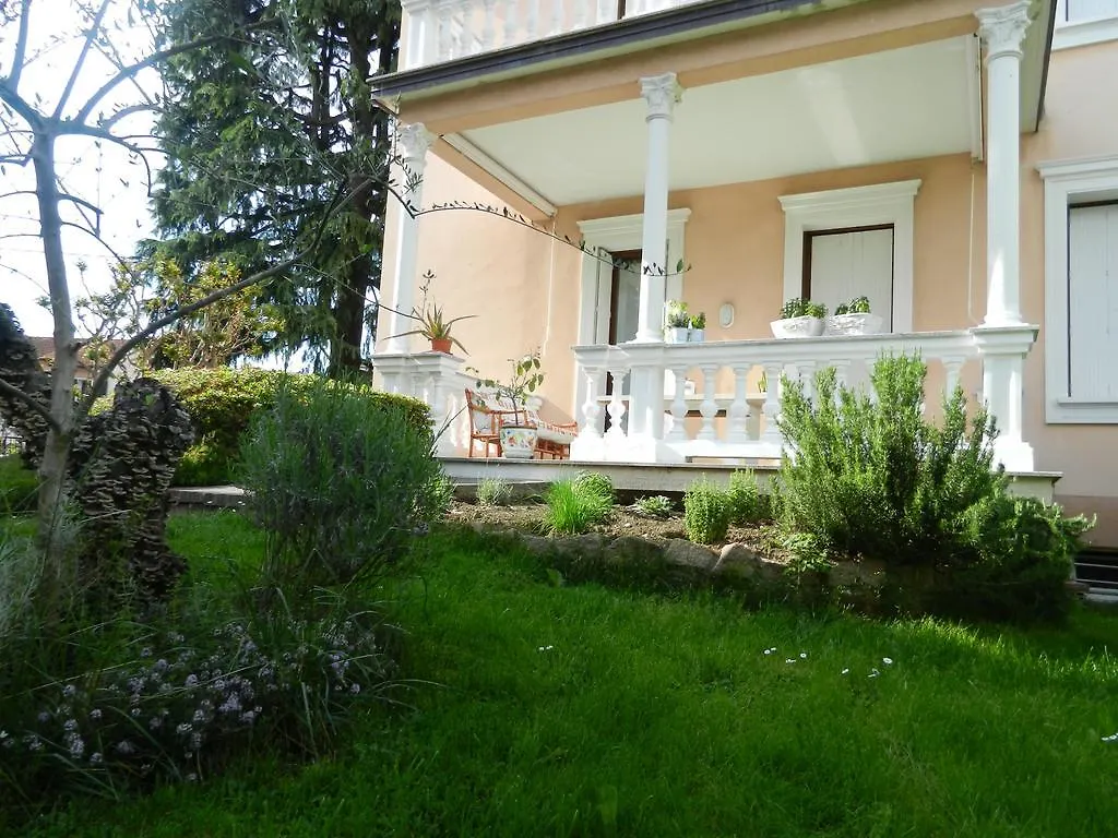 Bed & Breakfast B&B Villa Le Rondini Castronno