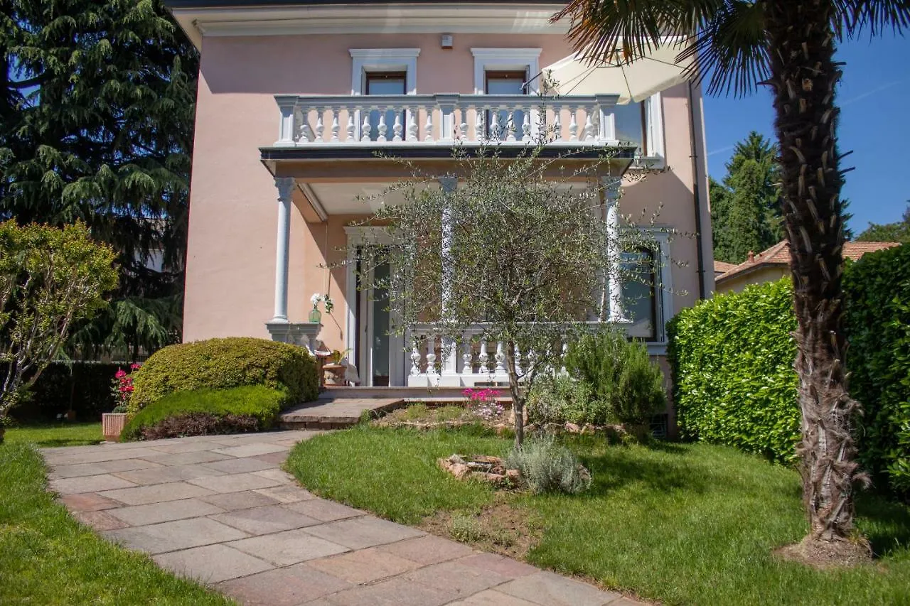Bed & Breakfast B&B Villa Le Rondini Castronno