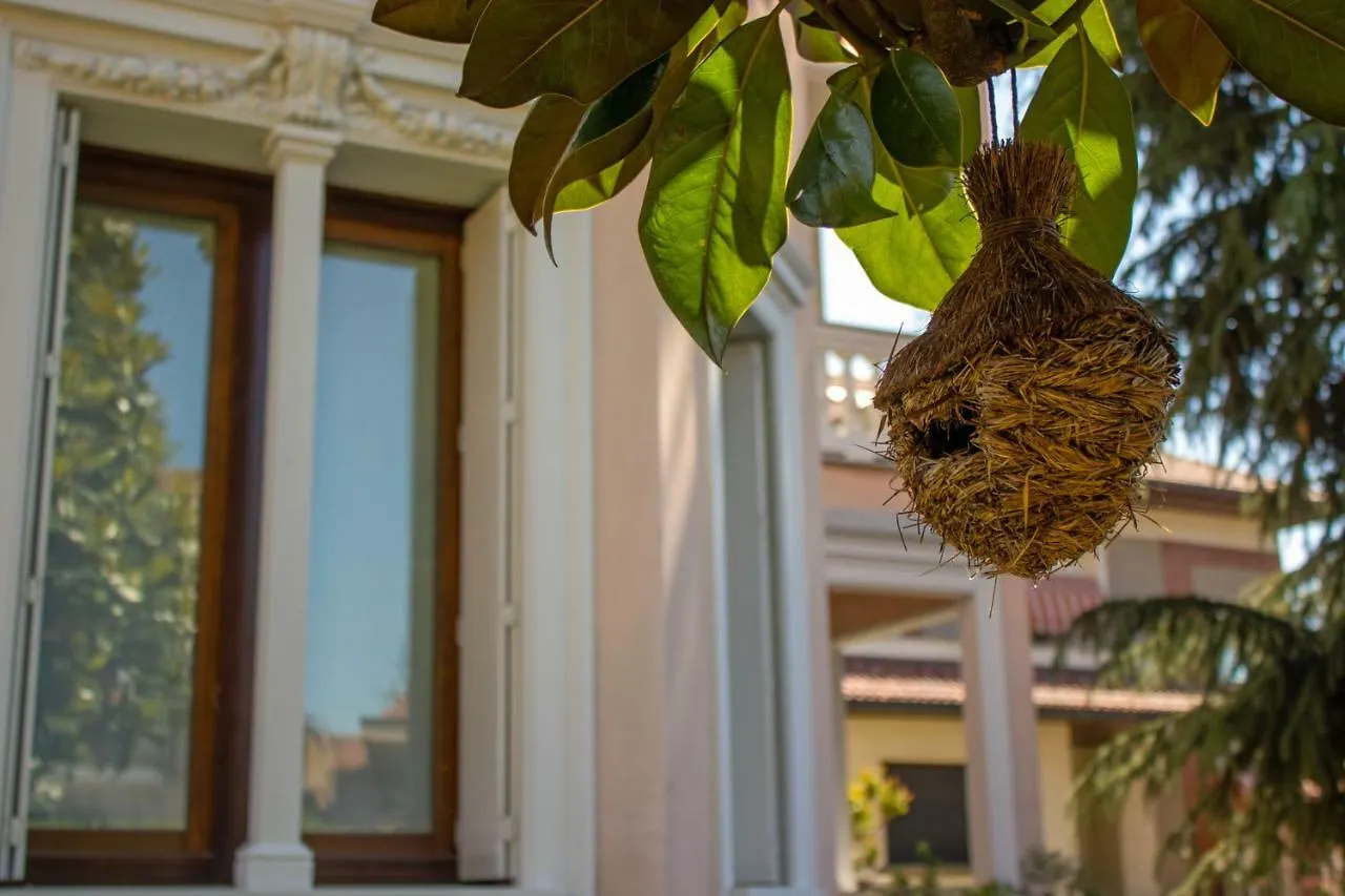B&B Villa Le Rondini Castronno Italy